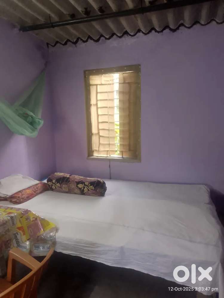 Bally rajchandra pur station er kache room rent avelbeble