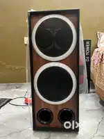 Tower speakers BRAND NEW