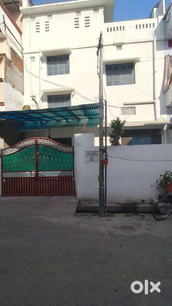 New Hyderabad near Gloria ice factory Lucknow :- Freehold Land