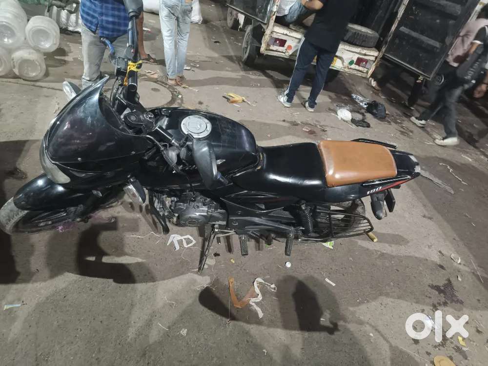 Pulsar 180