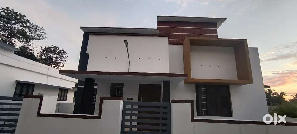 5 cent 3 bhk 47 lacks pullichira