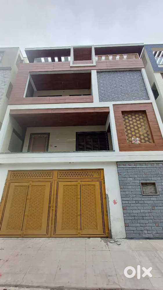 4bhk luxurious Duplex House for Sale Near sambram college