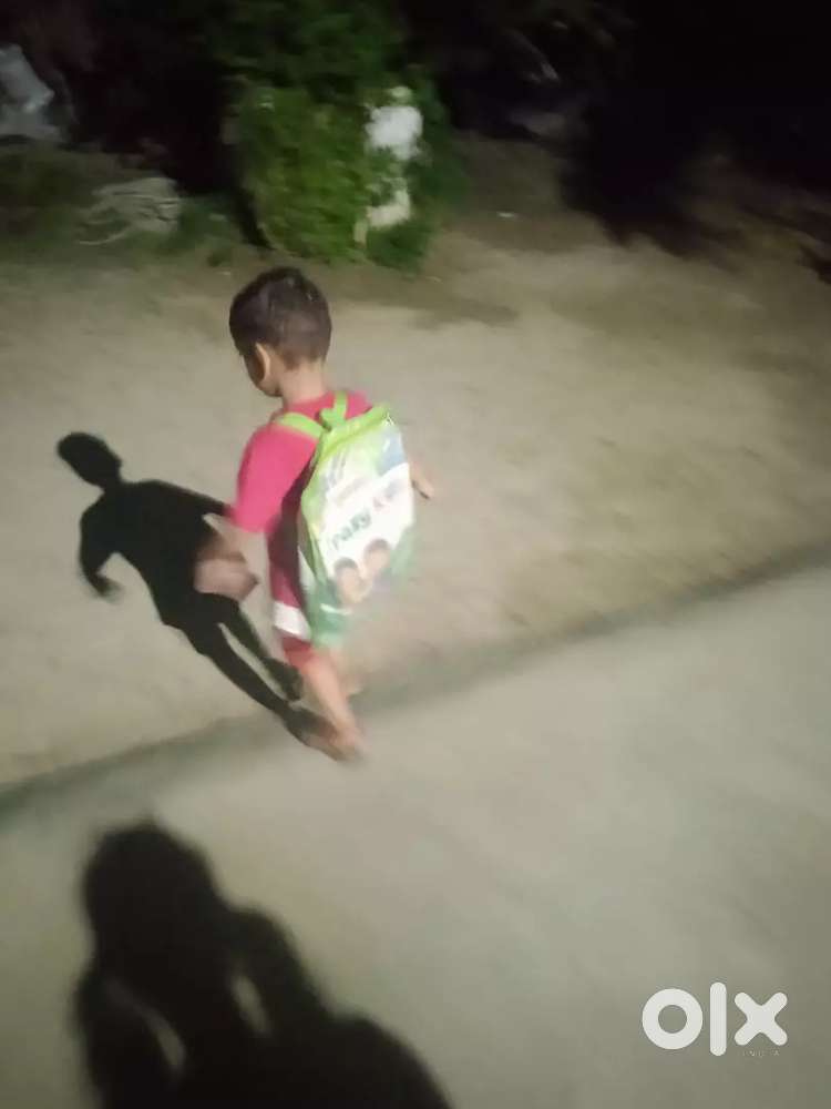 Kisi ko home tutor chahiye to please contact me