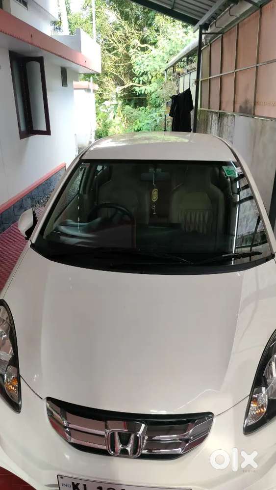 Honda Amaze 2014 Petrol 57128 Km Driven.
