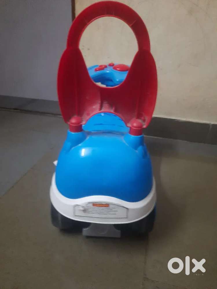 Small kids car