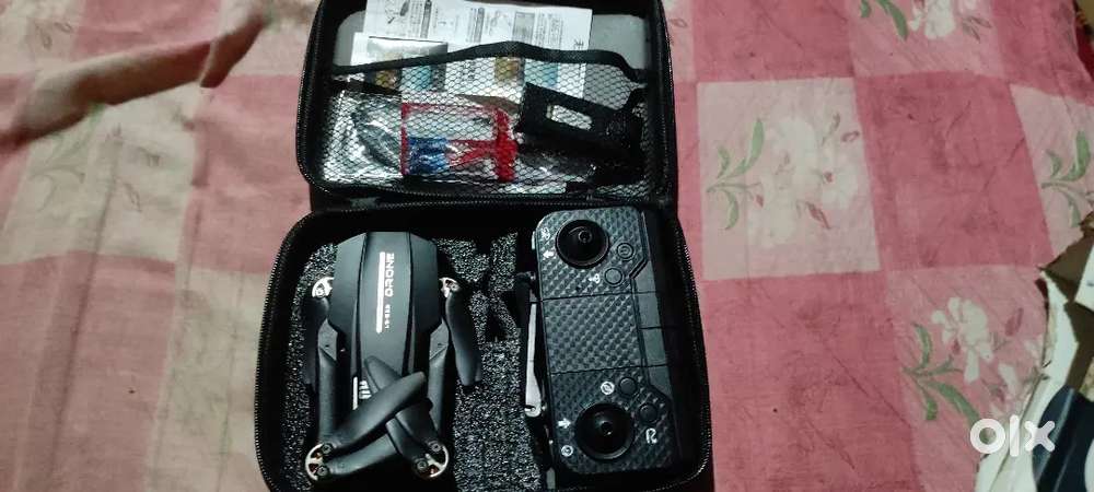 Flying drone with camera