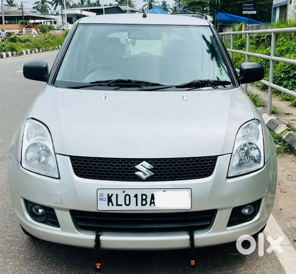 Maruti Suzuki Swift vxi