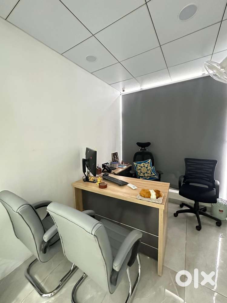 1 MD CABIN 1 HR CABIN Conference room  22 WORKSTATIONS