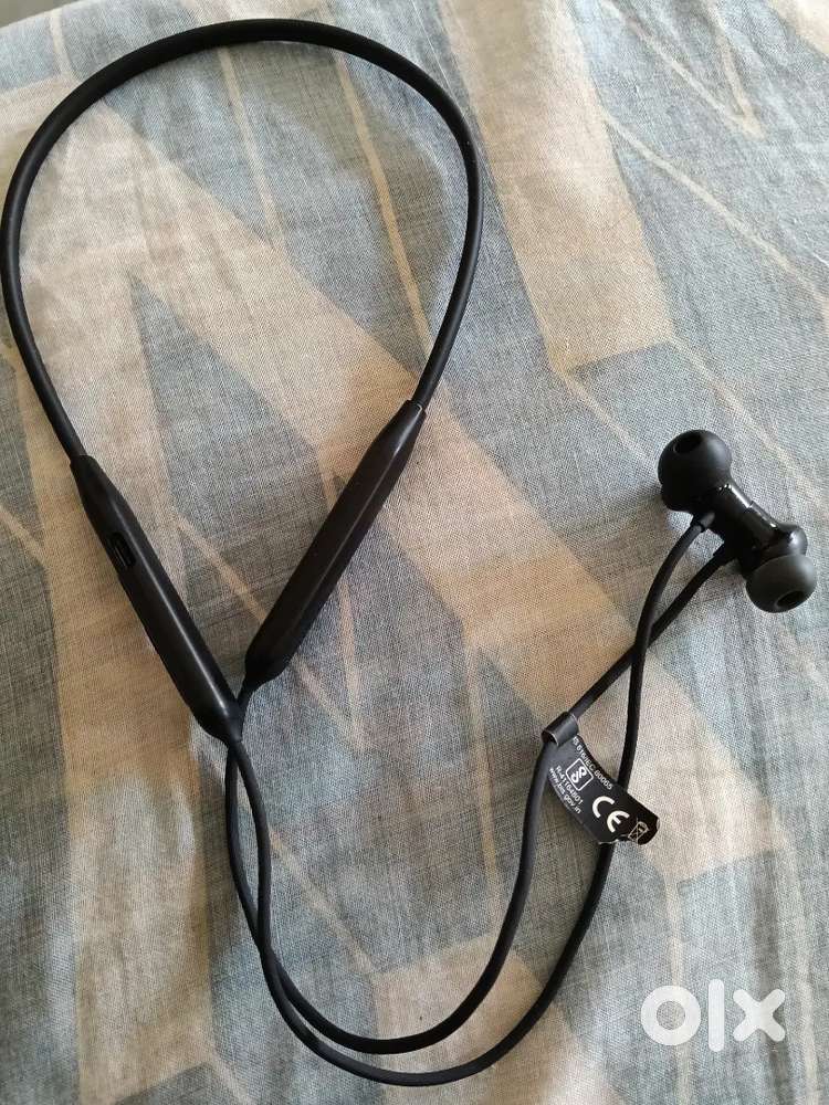 Oneplus bullet wireless earphone Z2
