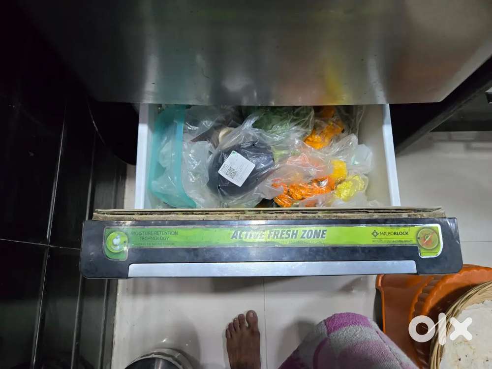 Whirlpool Proton series 3 Door Fridge