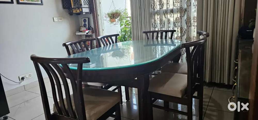 6-Seater Solid Wood Dining Table with Chairs – Excellent Condition