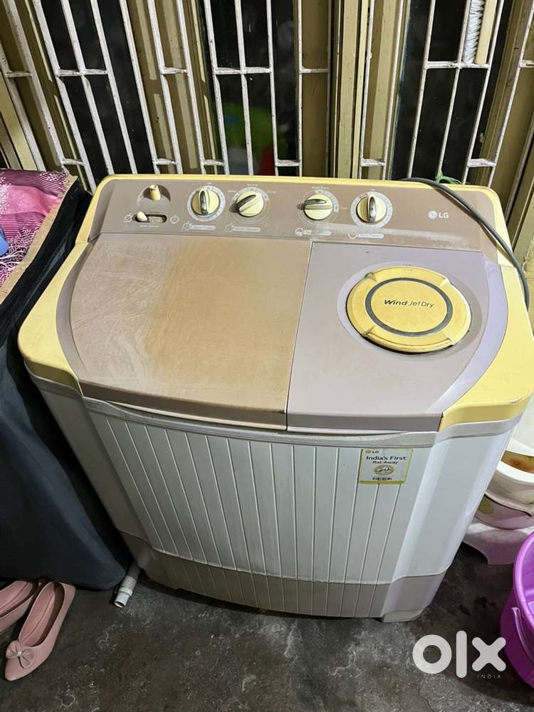 LG washing machine good condition