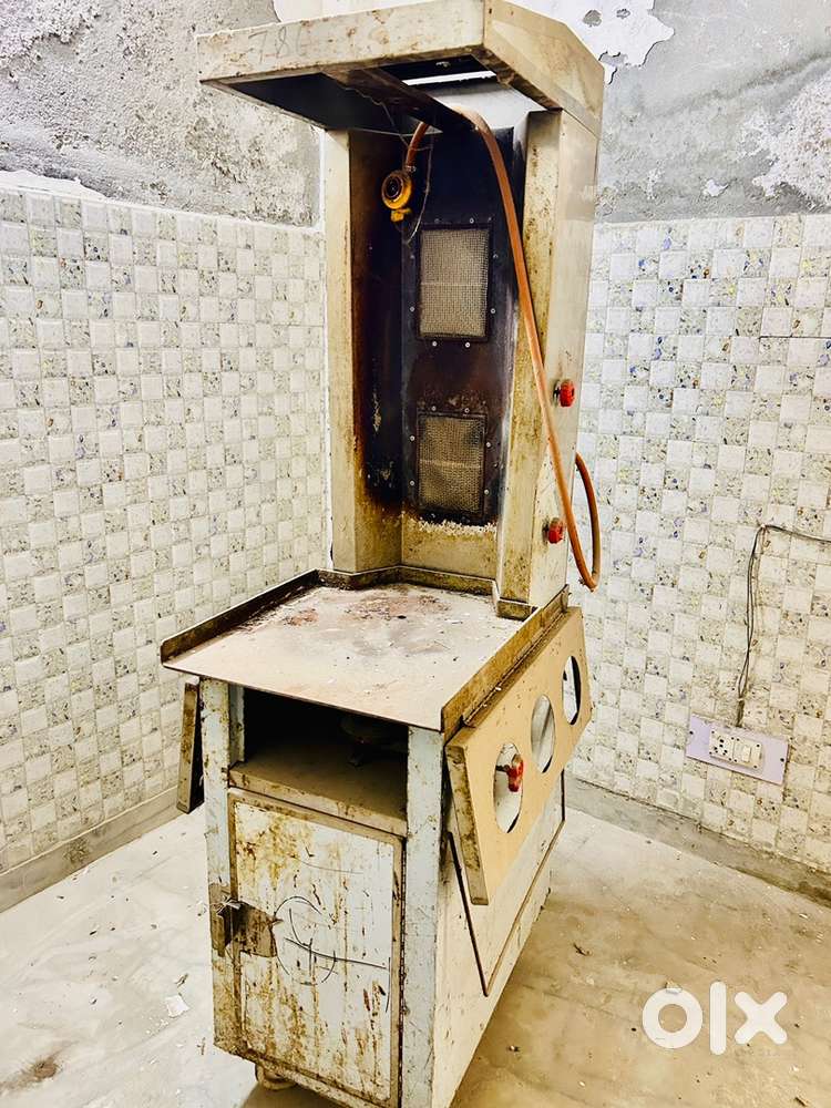 Shawarma Machine is in very good condition.