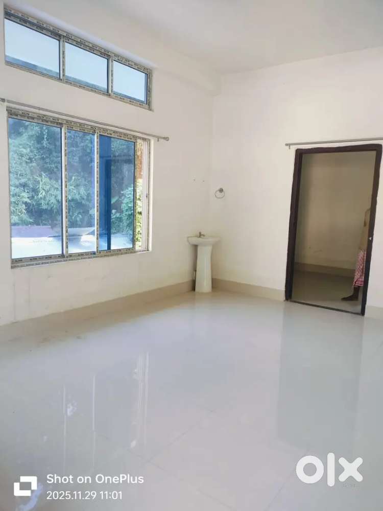 1bhk  in chandmari, couple fndly