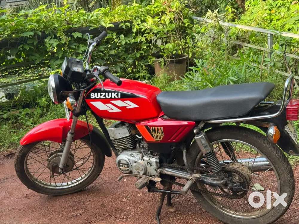 Suzuki Max 100