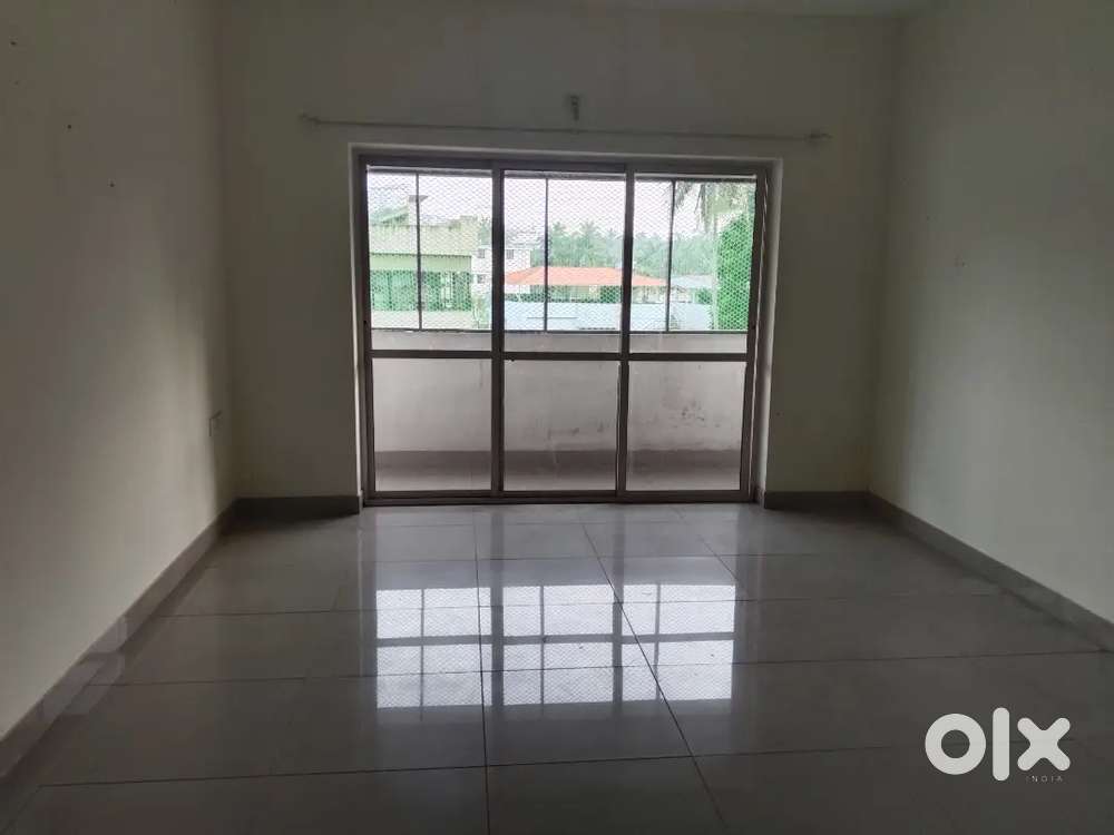 2. Bhk flat for rent at derebail rent 17500
