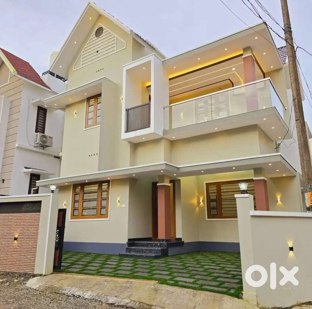 Customised Villas for Sale near Pathiripala