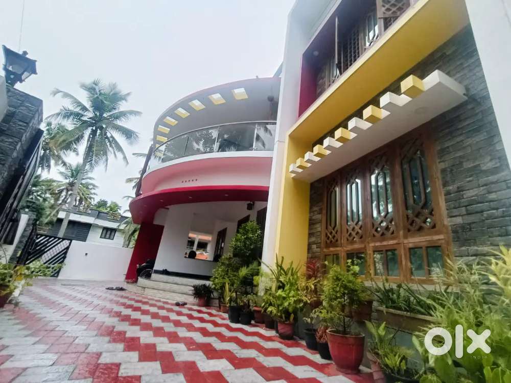 Pg accommodation for ladies... 2,3 and 4sharing rooms available