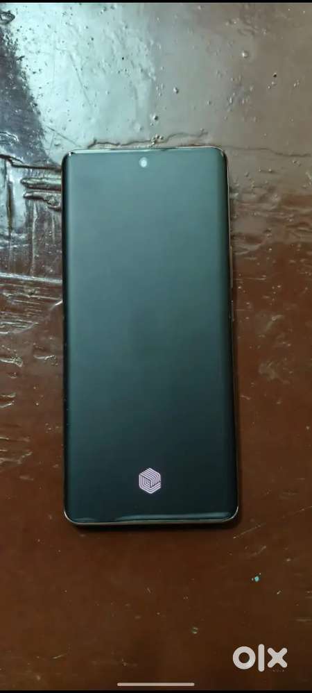 SELLING MOBILE