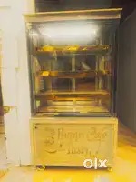 Counter for cake sweet