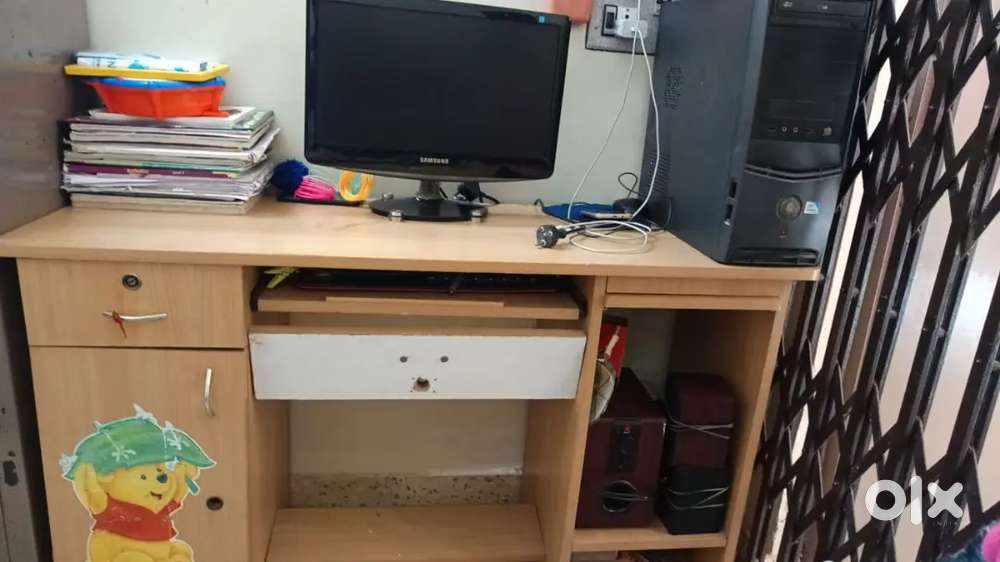 Computer table with computer