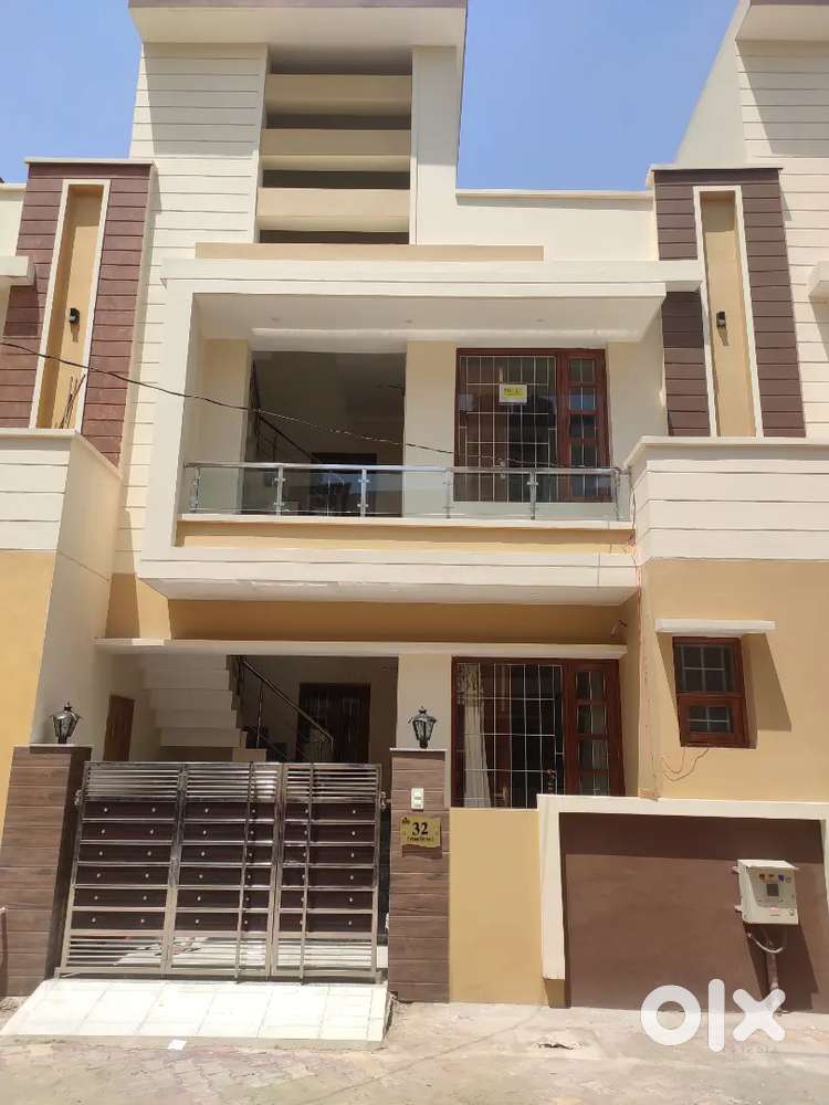 2 bhk Kharar for girls