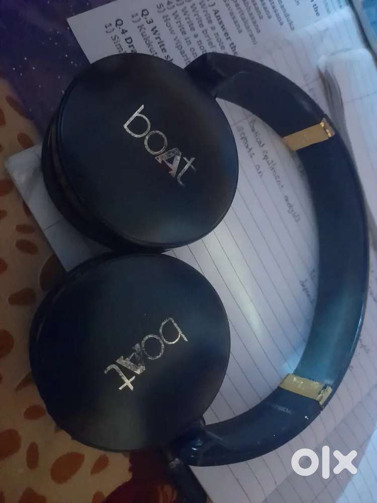 boAt Rockerz 370 On-Ear Bluetooth Headphones.