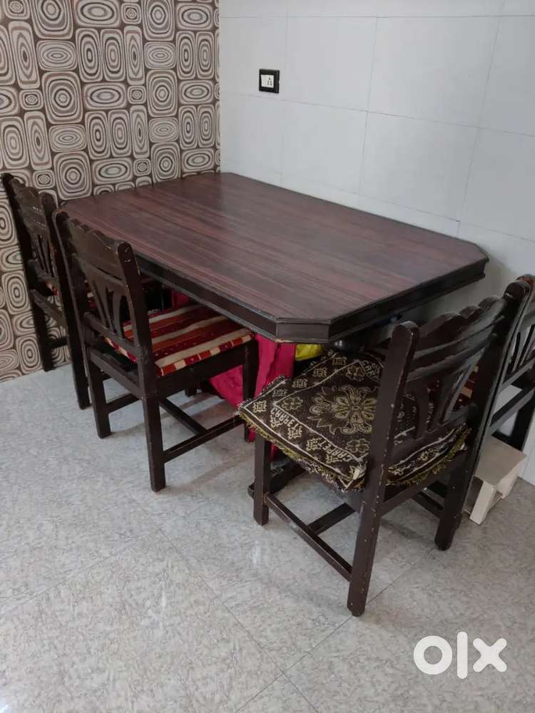 Dinning table