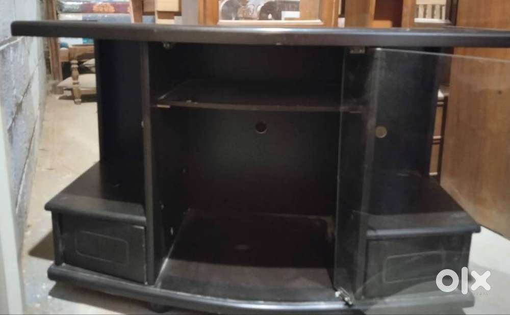 Modern TV Stand with multy purpose table
