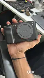 Sony a7c with 1 baatry charge box in good condition