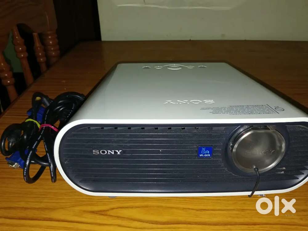 Sony VPL-EX70