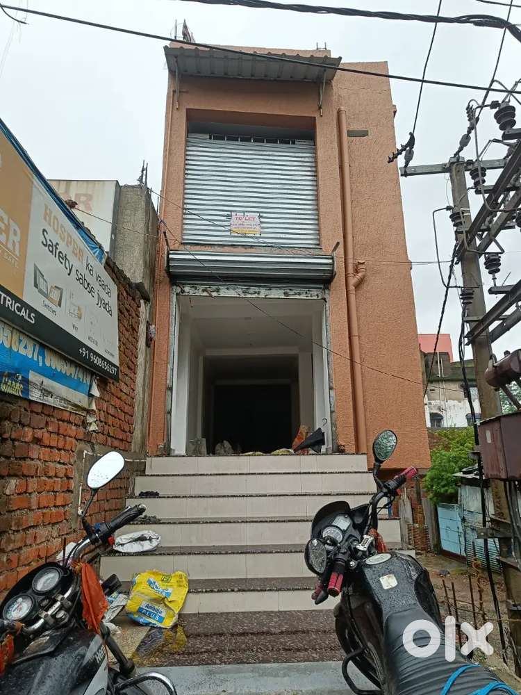 Main road ,Ramgarh Subhash chowk near Army school{ contact for video}