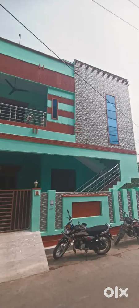 Indipendent 2floor building