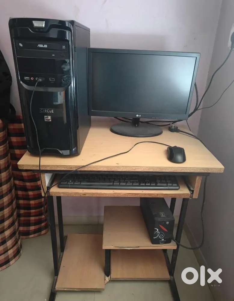 CUSTOM BUILT PC