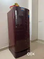 Samsung Fridge Maroon 192L