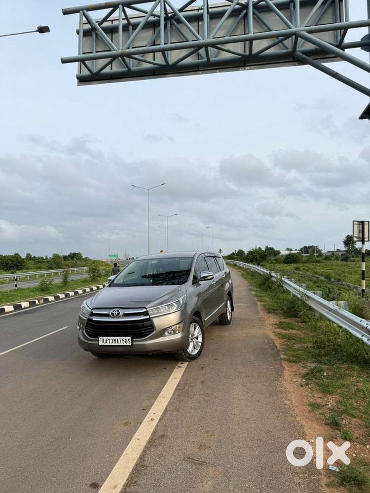 Toyota Innova Crysta 2016 Diesel 144000 Km Driven