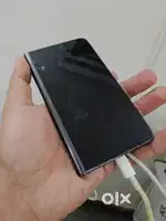 Google pixel fold , inner display issue with cable