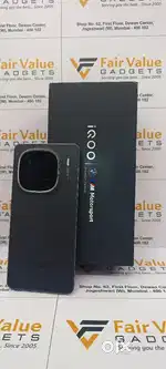 IQOO 12  12GB RAM & 256GB STORAGE