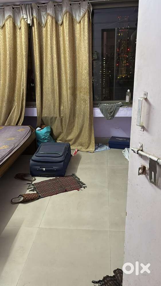 Urgently need a room partner for 1 bhk flat rent is 7k