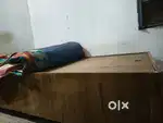Single bed 3' 6