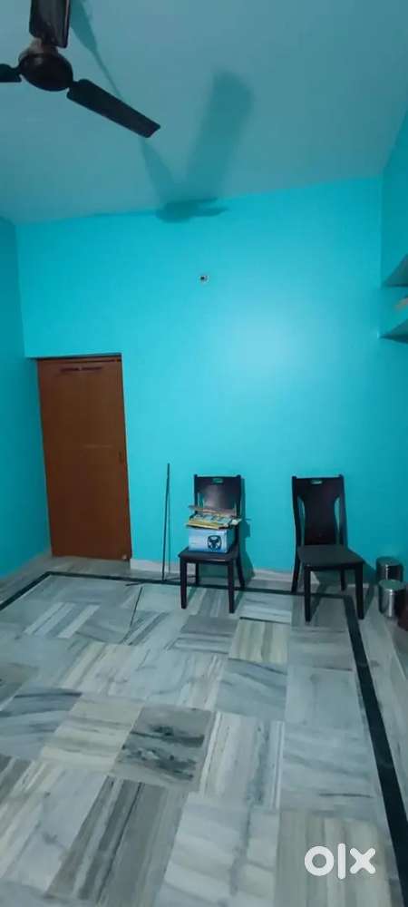 2bhk marble floor available