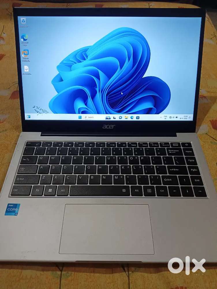 Selling well conditioned laptop