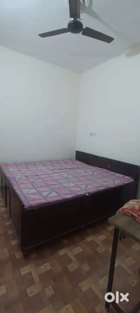 rooms for rent with attached washroom and kitchen