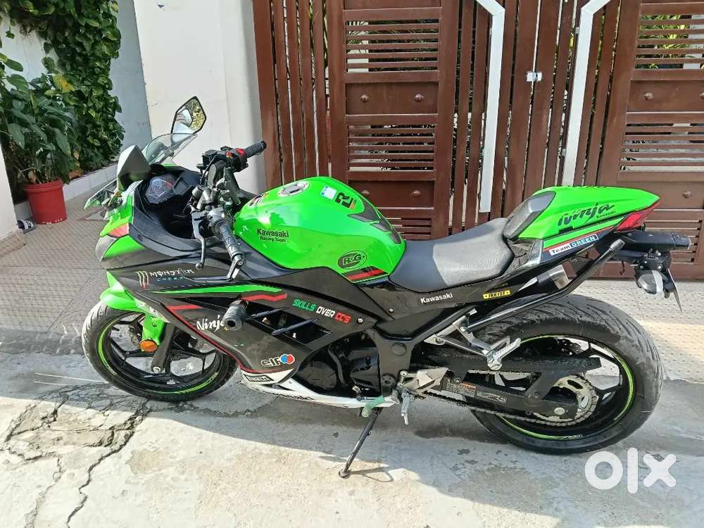 Selling Ninja 300 Modified