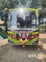 EICHER 2013 COACH VAN