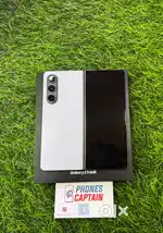 Samsung Galaxy Z Fold 5
