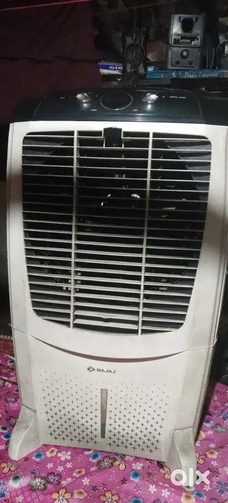 Bajaj cooler