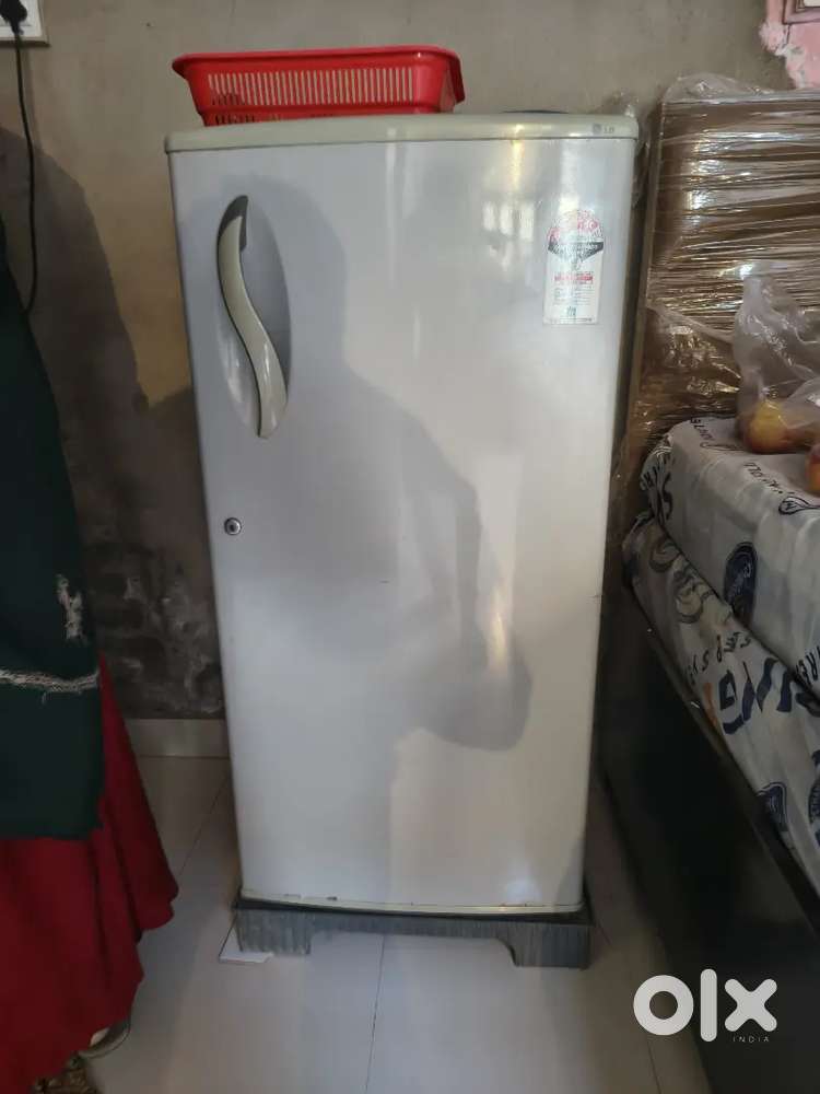LG Fridge 180 Litre