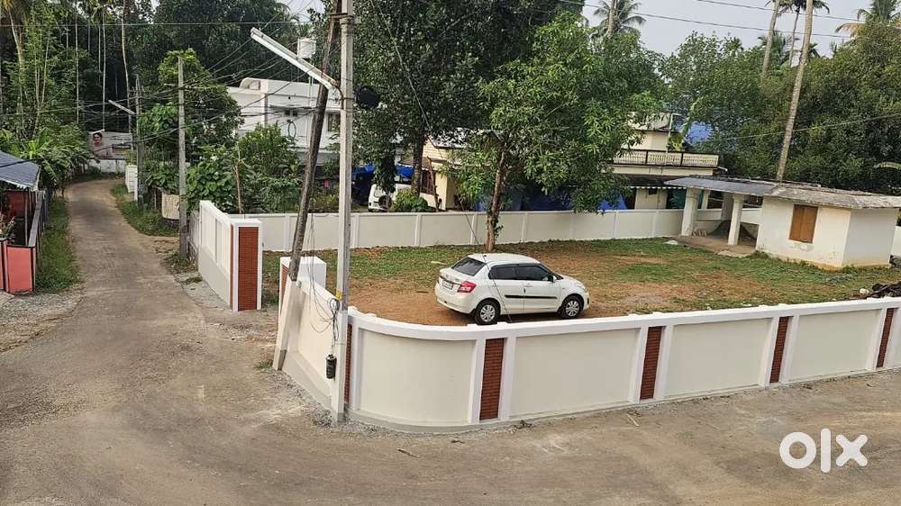Koratty Chirangara Near Apollo  hospital  10.5 cent Plot  loan 90%