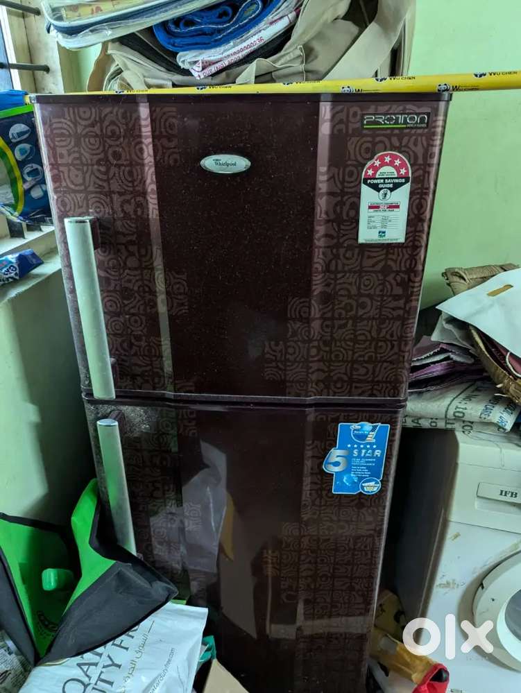 Whirlpool double door fridge